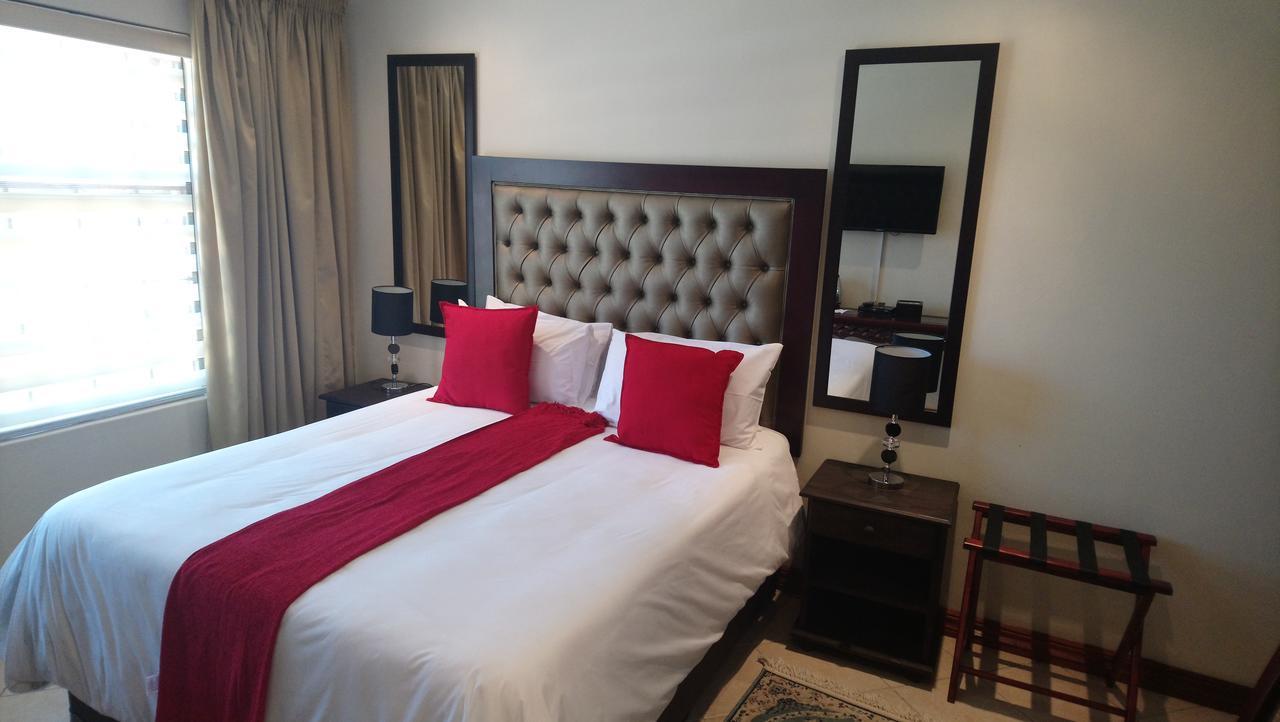 Lily White Guest House Центурион Екстериор снимка